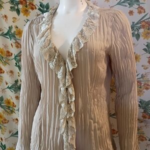 Y2K Kaelyn Max Women's Cream Pleated Crinkle Button Up Blouse With Ruffles